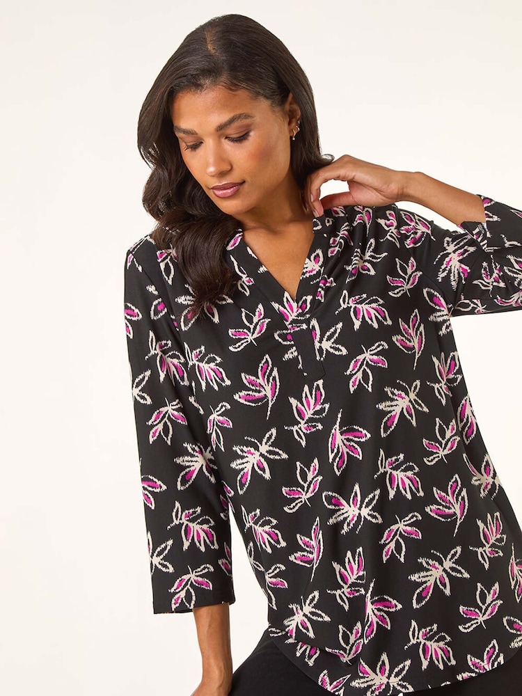 Roman Black Abstract Print V-Neck Stretch Blouse - Image 1 of 5 Roman Black Abstract Print V-Neck Stretch Blouse - Image 1 of 5