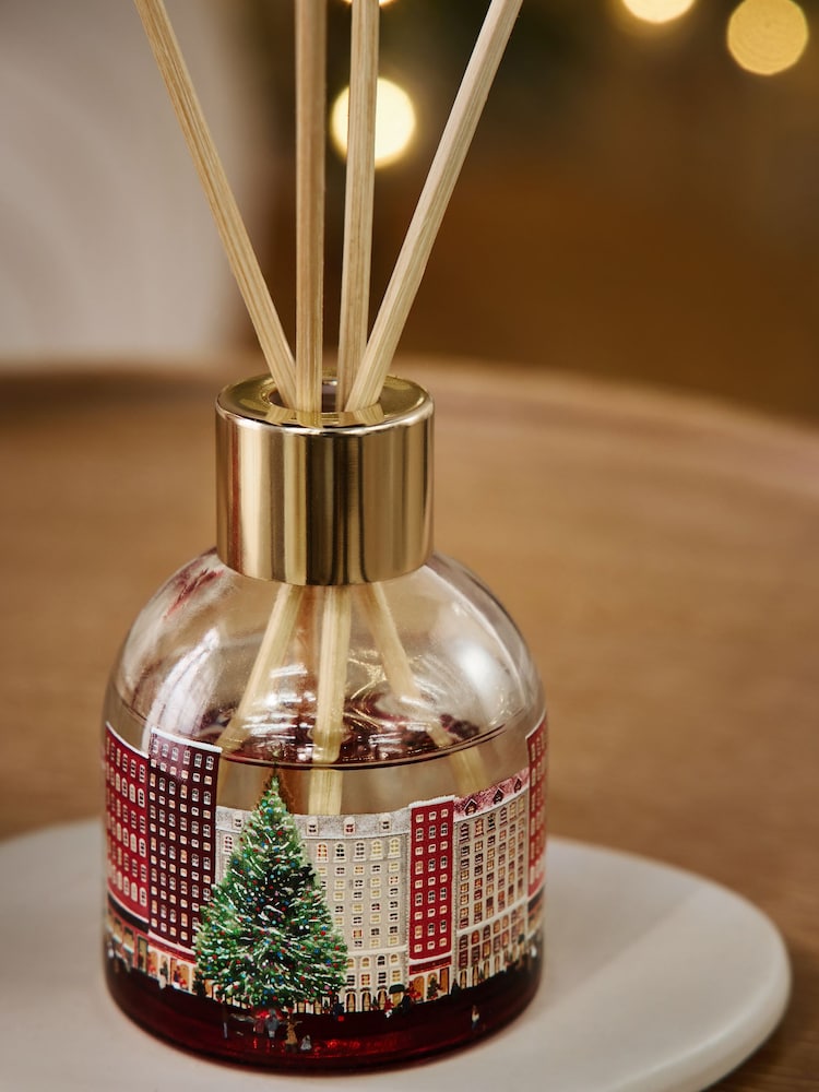 Festive Spice Red 40ml Reed Diffusers - Image 2 of 3 Festive Spice Red 40ml Reed Diffusers - Image 2 of 3