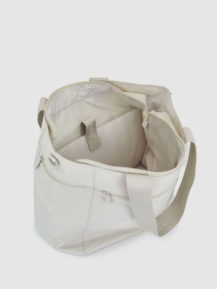 Nere White Bondi Nylon Large Tote Bag - Image 4 of 4 Nere White Bondi Nylon Large Tote Bag - Image 4 of 4