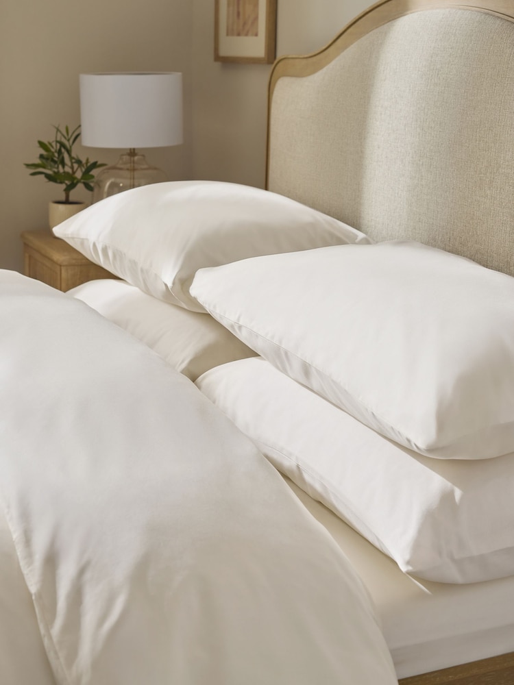 Cream 144 Thread Count Duvet Cover and Pillowcase Set - Image 2 of 4