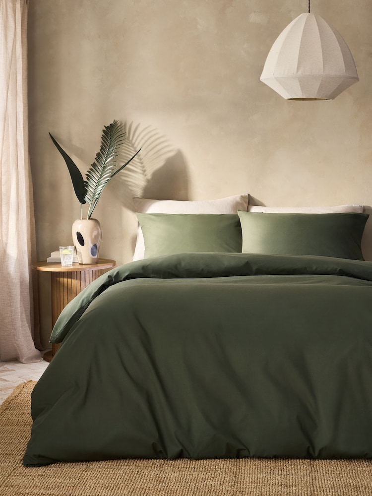 Dark Green 100% Cotton Duvet Cover and Pillowcase Set - Image 1 of 4 Dark Green 100% Cotton Duvet Cover and Pillowcase Set - Image 1 of 4