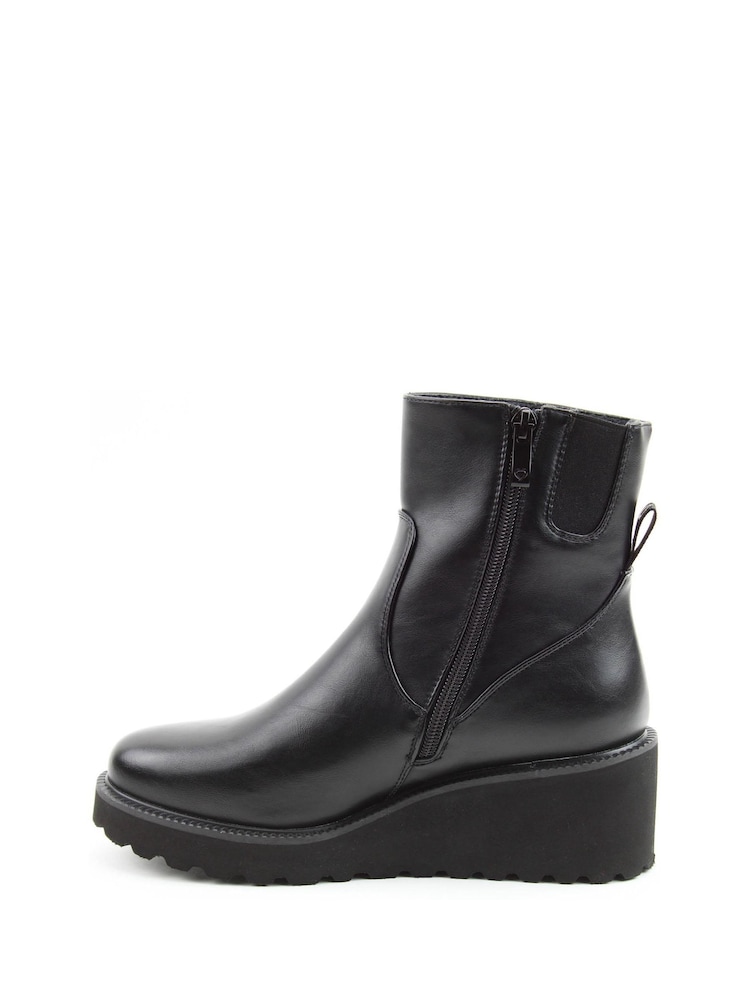Heavenly Feet Silvia Ankle Black Boots - Image 2 of 6 Heavenly Feet Silvia Ankle Black Boots - Image 2 of 6