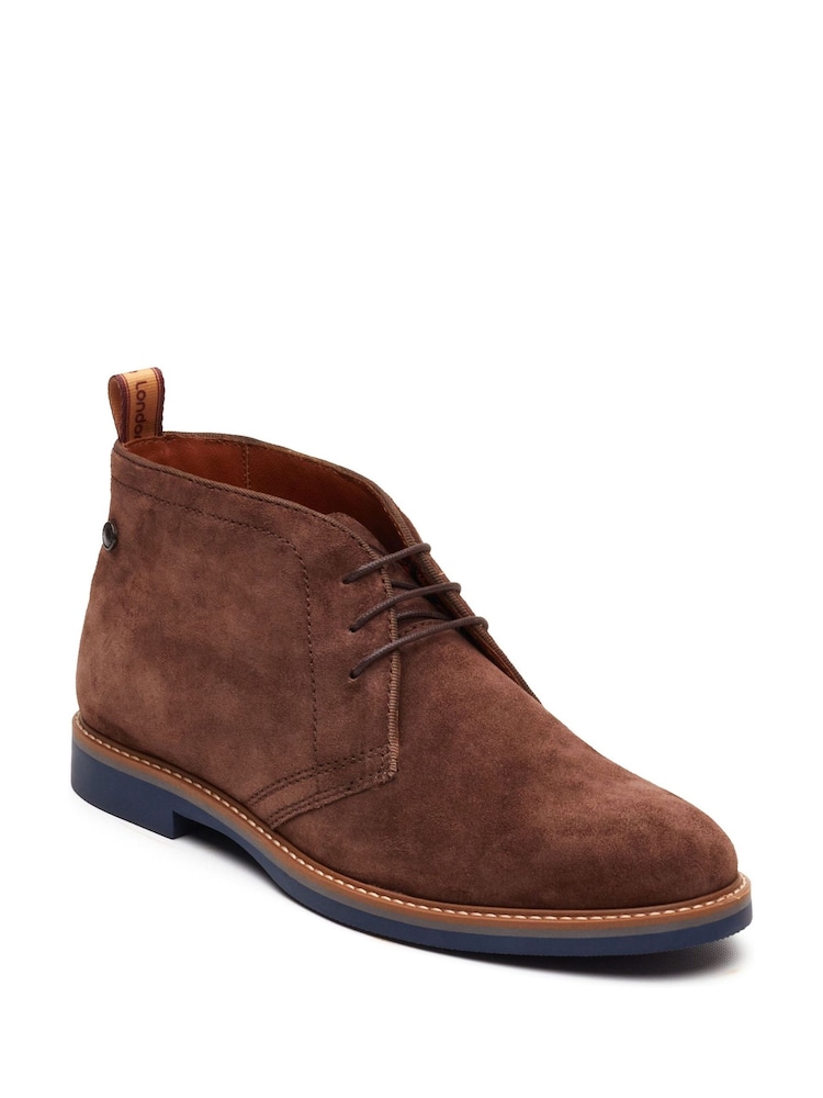 Marrón - Base London Carlton Chukka Boot - Imagen 2 de 4 Marrón - Base London Carlton Chukka Boot - Imagen 2 de 4
