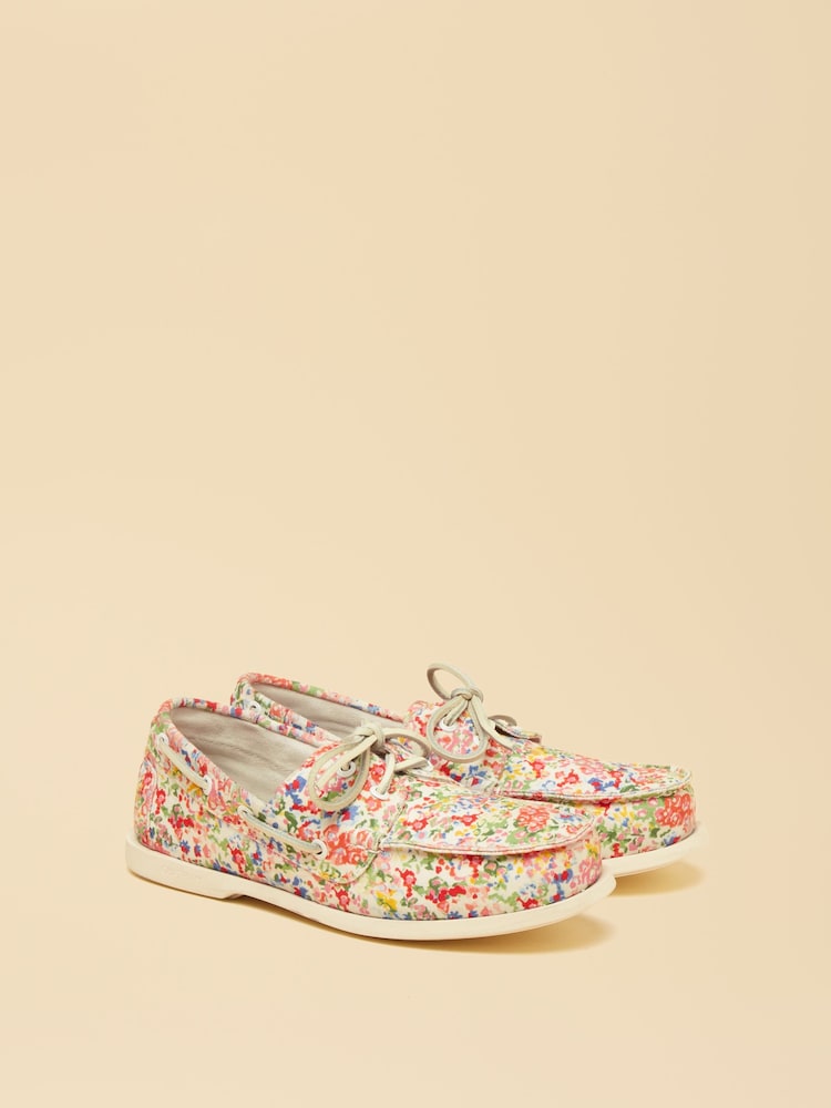 Joules X Chatham Ditsy Jetty Deck Shoes - Image 1 of 6