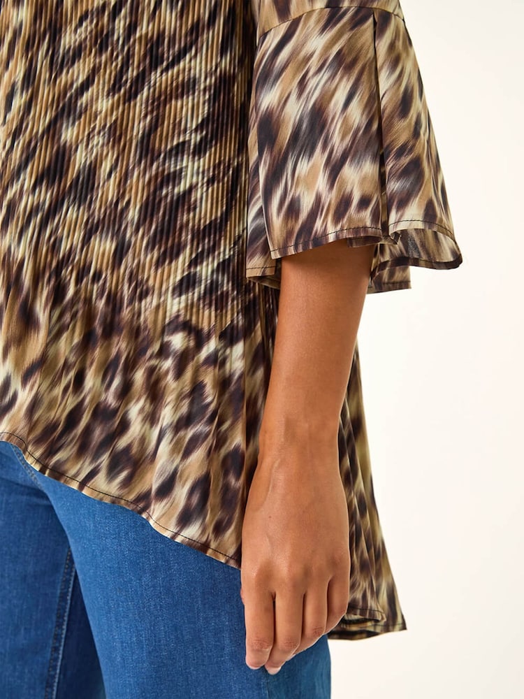 Roman Brown Animal Print Pleated Tunic Top - Image 5 of 5 Roman Brown Animal Print Pleated Tunic Top - Image 5 of 5