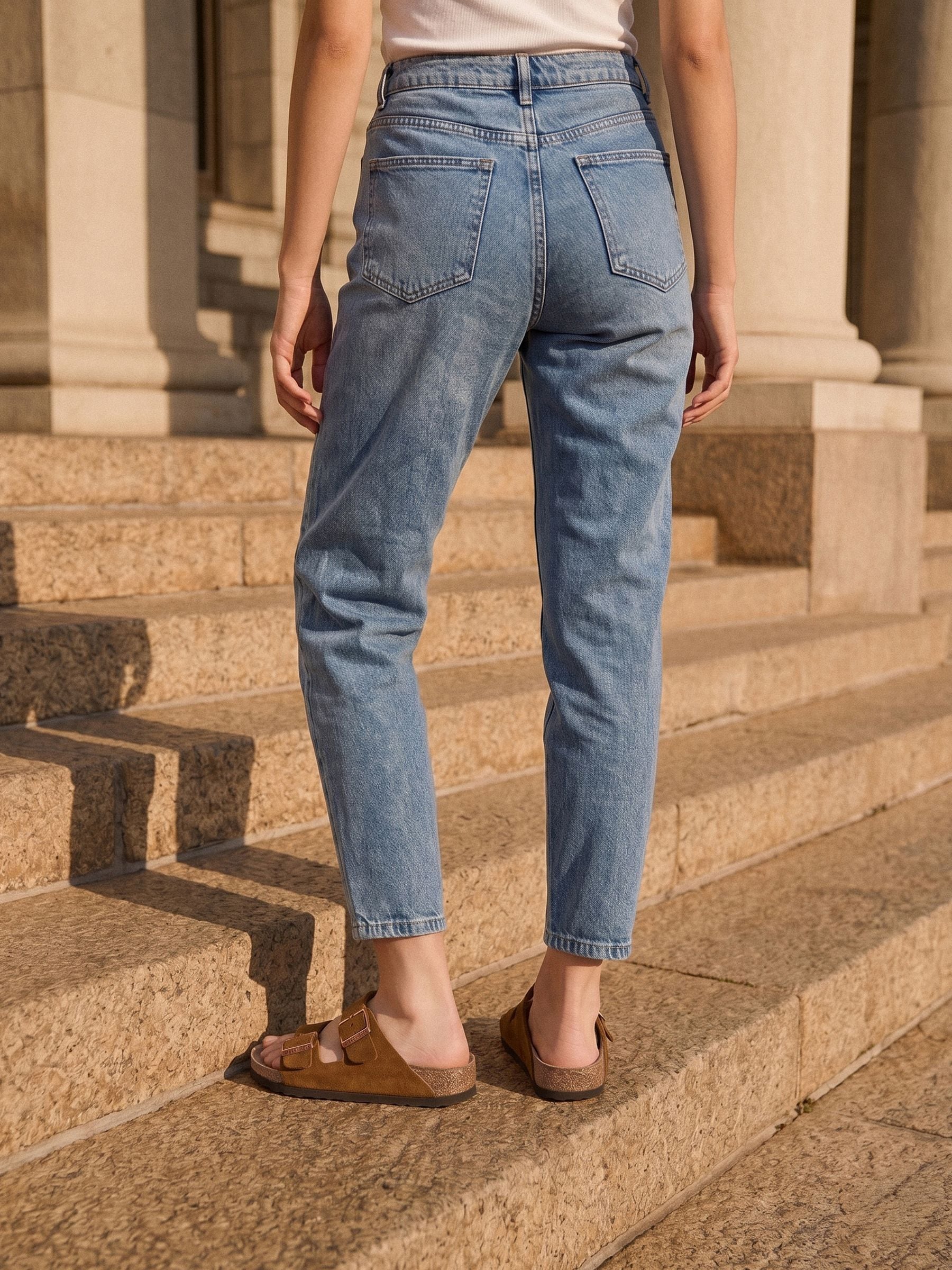 Cumpără Maro - Sandale din piele întoarsă Birkenstock Arizona from