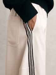 Reiss Cream Elle Barrel-Leg Side-Stripe Trousers - Image 5 of 6