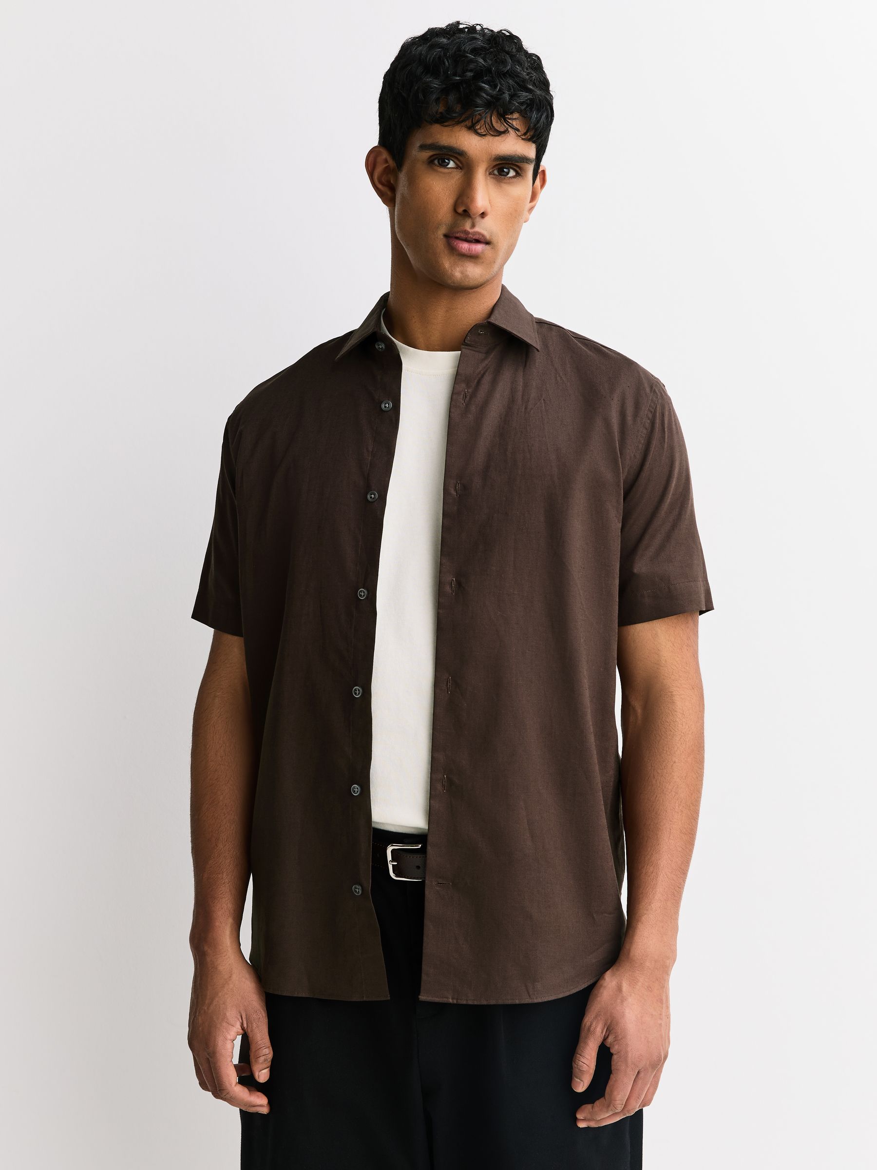 Buy Dark Brown Regular Fit N. Premium Cotton Linen Blend Short