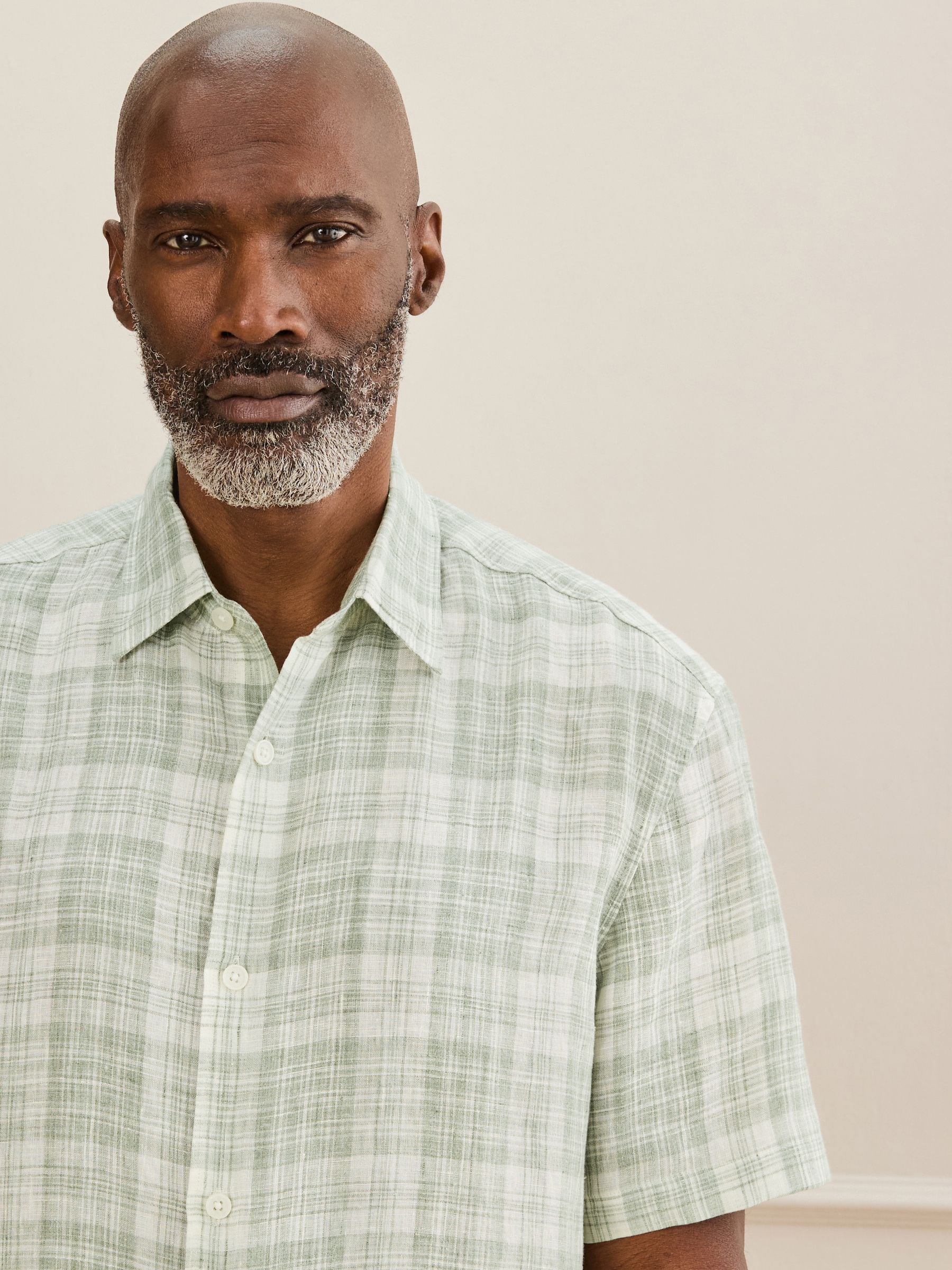 Buy Green Check Short Sleeve Signature 100% Linen Shirt from the
