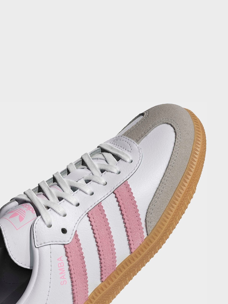 Buy adidas Originals White/Pink Samba OG Junior Trainers from Next Chile