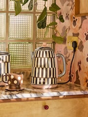 Poodle & Blonde Brown/Cream Glaze Print Kettle - Image 1 of 6