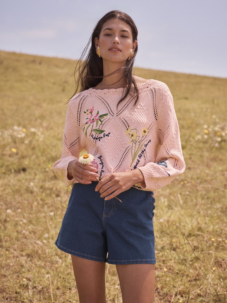 Love & Roses Flower Embroidered Detail Knitted Jumper - Bild 2 von 4