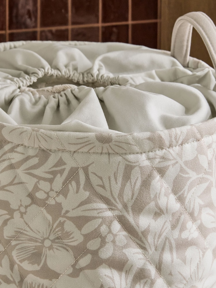 Natural Country Floral Laundry Bag - Image 2 of 3 Natural Country Floral Laundry Bag - Image 2 of 3