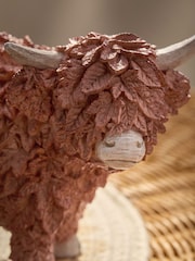 Adorno de otoño de Hamish the Altoland Cow con hojas de otoño - Imagen 2 de 3