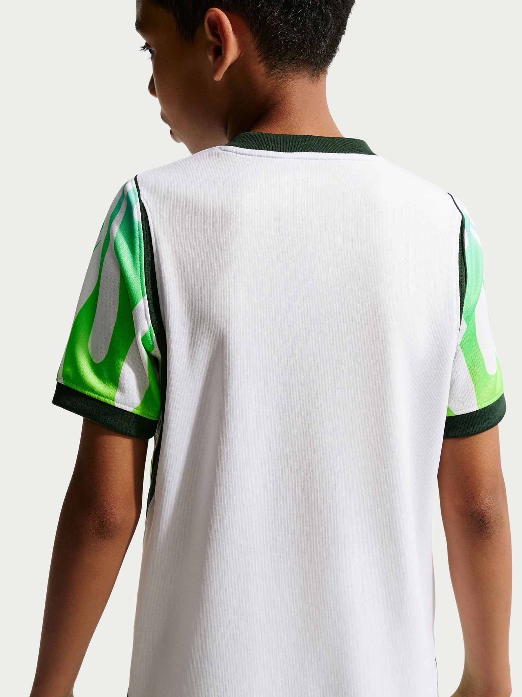 Next：日本 Away - Nike ナイジェリア 2026 スタジアムサッカーシャツ