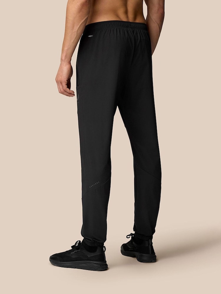 Castore Black Flex Lightweight Joggers - Image 2 of 3 Castore Black Flex Lightweight Joggers - Image 2 of 3