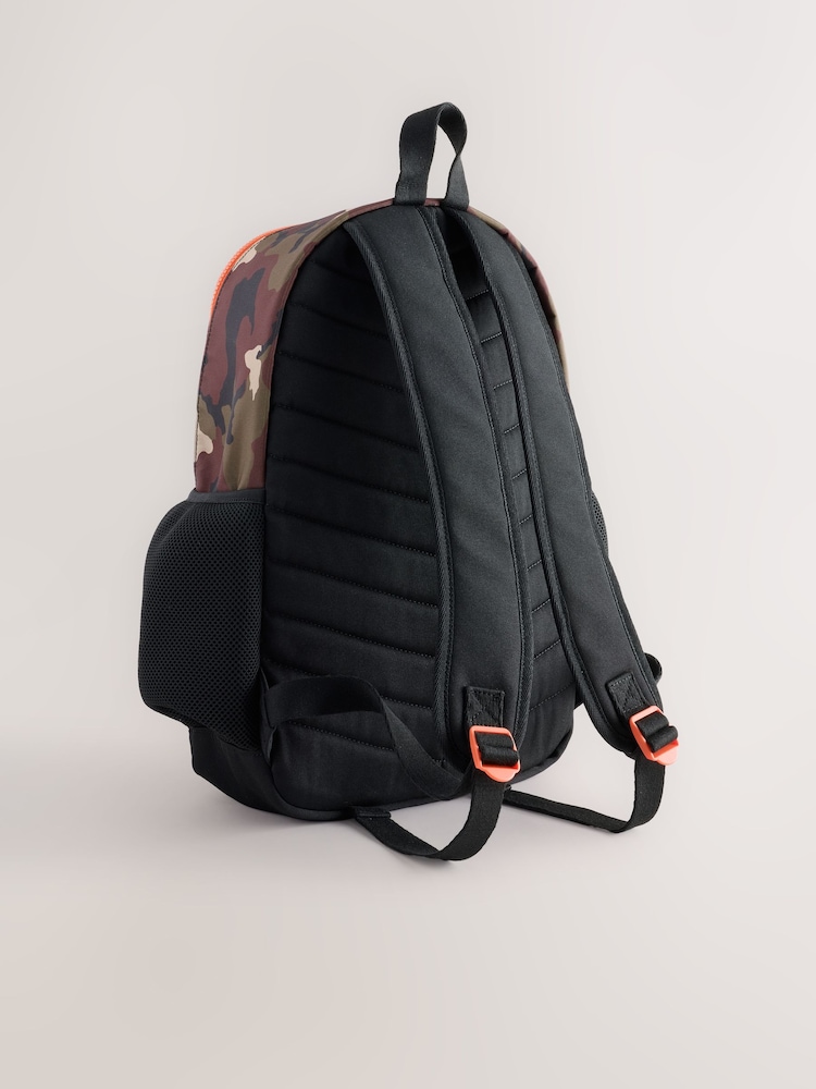 Camouflage Backpack - Image 2 of 5 Camouflage Backpack - Image 2 of 5