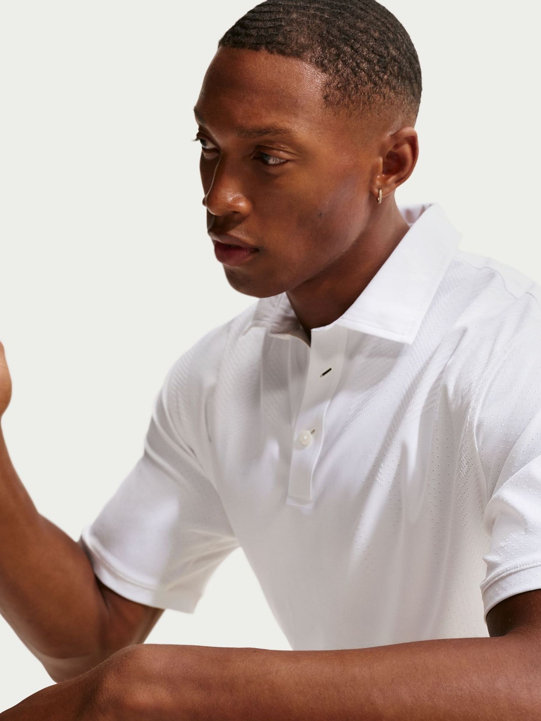 Next：日本 ホワイト - Nike Dri-FIT テーラードパフォーマンスゴルフ