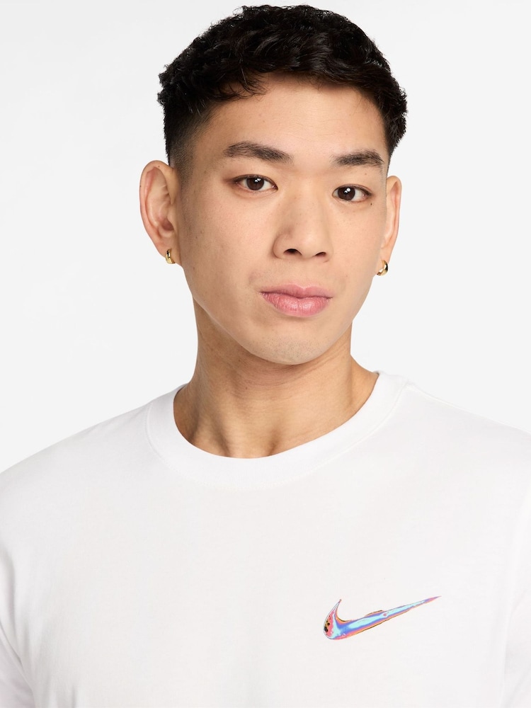 Nike White Thermal Training T-Shirt - Image 3 of 3 Nike White Thermal Training T-Shirt - Image 3 of 3