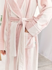 Chelsea Peers White Fleece Stripe Dressing Gown - Dusky Pink - Image 3 of 5