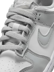 Nike White Grey Junior Dunk Low Trainers - Image 6 of 7