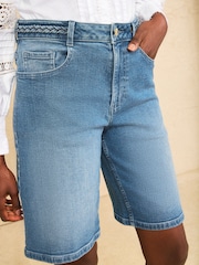 Love & Roses Mid Blue Petite Plait Waistband Denim Bermuda Shorts - Image 2 of 4