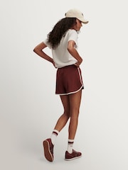 Varley Red Club Motion Jersey Marty Active 3 Shorts - Image 4 of 8