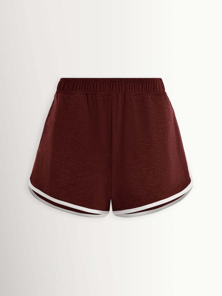 Varley Red Club Motion Jersey Marty Active 3 Shorts - Image 8 of 8
