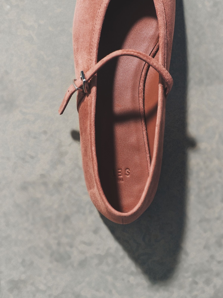 وردي - حذاء Maryjane من الجلد السويدي الفاخر من The Set - صورة 5 من 5