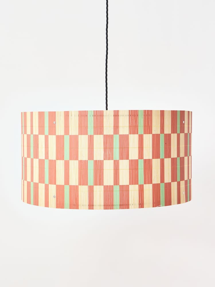 Oliver Bonas Ena Red Patterned Bamboo Pendant Lamp Shade - Slika 1 iz 5
