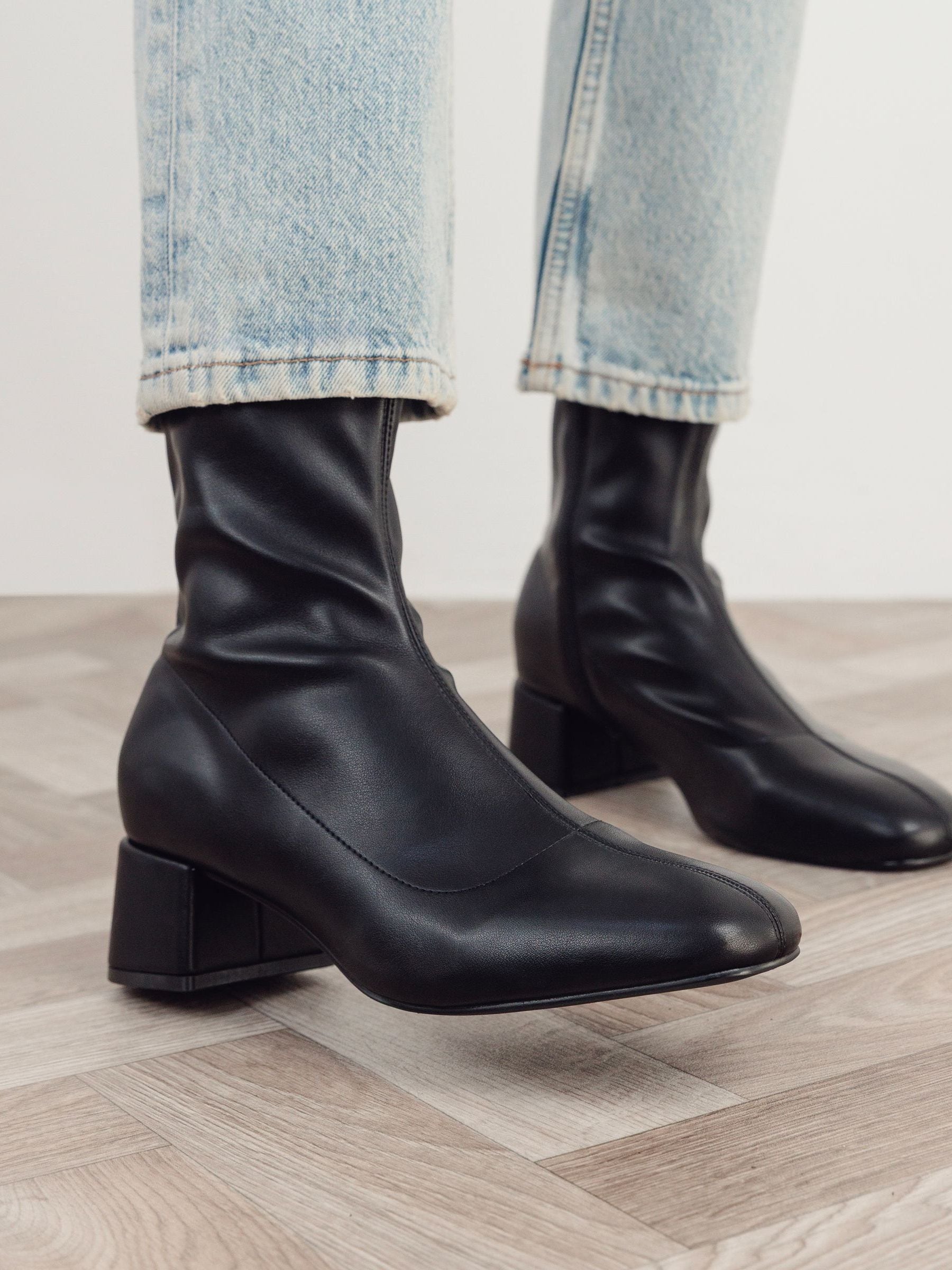 Buy Moda in Pelle Chrome Black MbyModa Ozzy Stretch Low Heel Sock