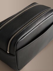 블랙 - 시그니처 가죽 세면도구 가방 - 5의 이미지 4