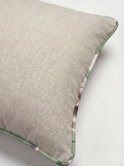 Esselle Home כרית נוי בדוגמה חלקה/בדוגמת אויסטר דמוית פורצלן סיני, דגם Eden - תמונה 4 מתוך 4