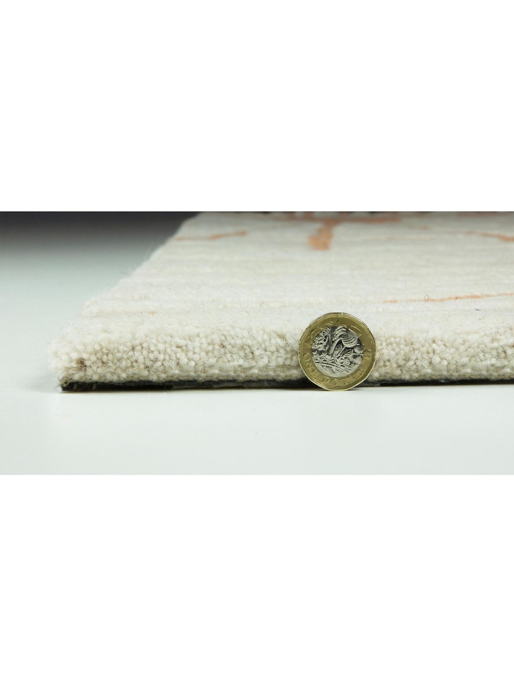 Esselle Orange Aura Starburst Rug - Image 4 of 4