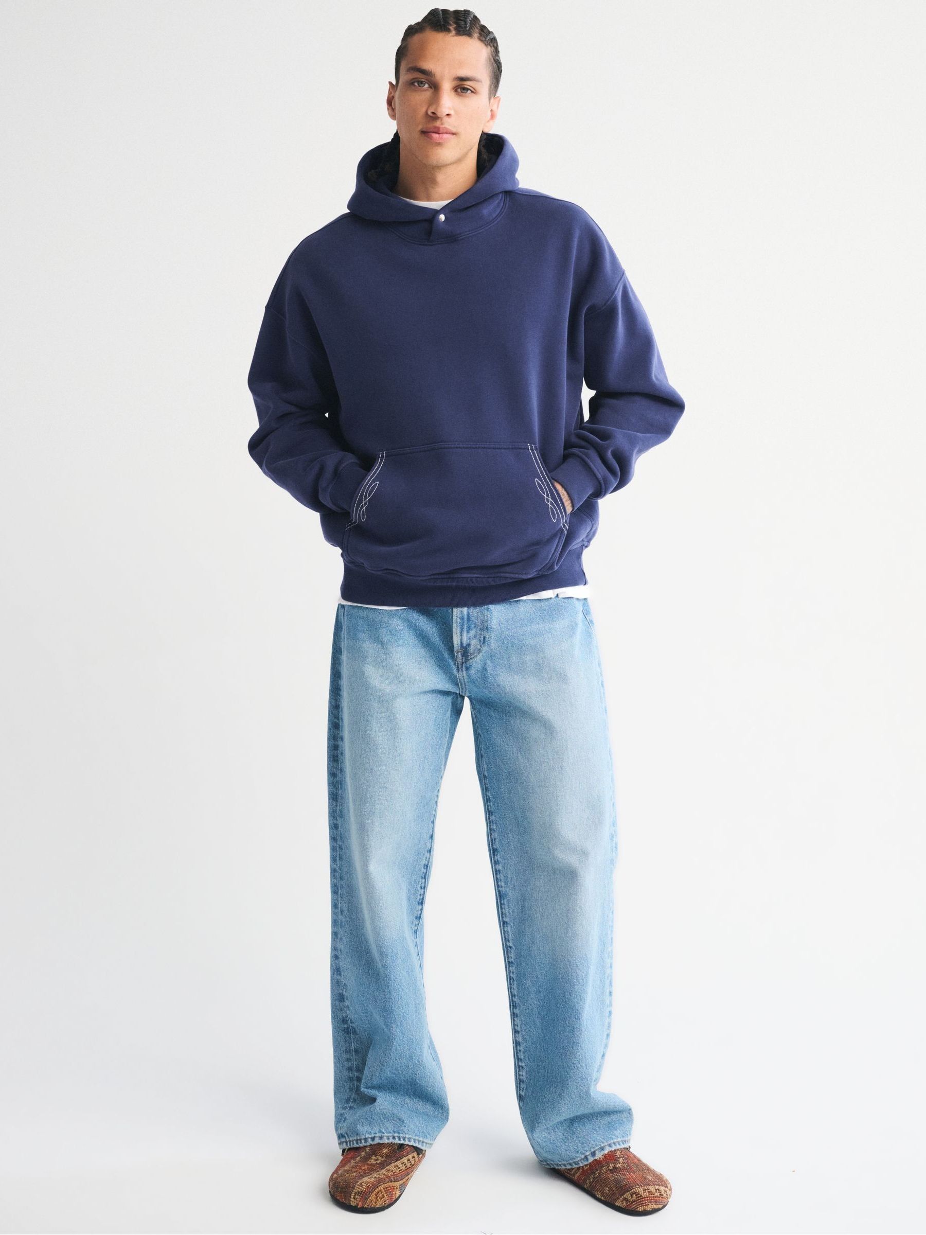Next：日本 ブルー - Abercrombie & Fitch エッセンシャル ポップ