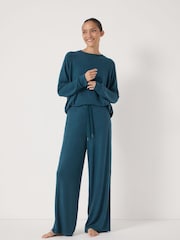 Hush Green Elle Supersoft Wide Leg Joggers - Image 2 of 5