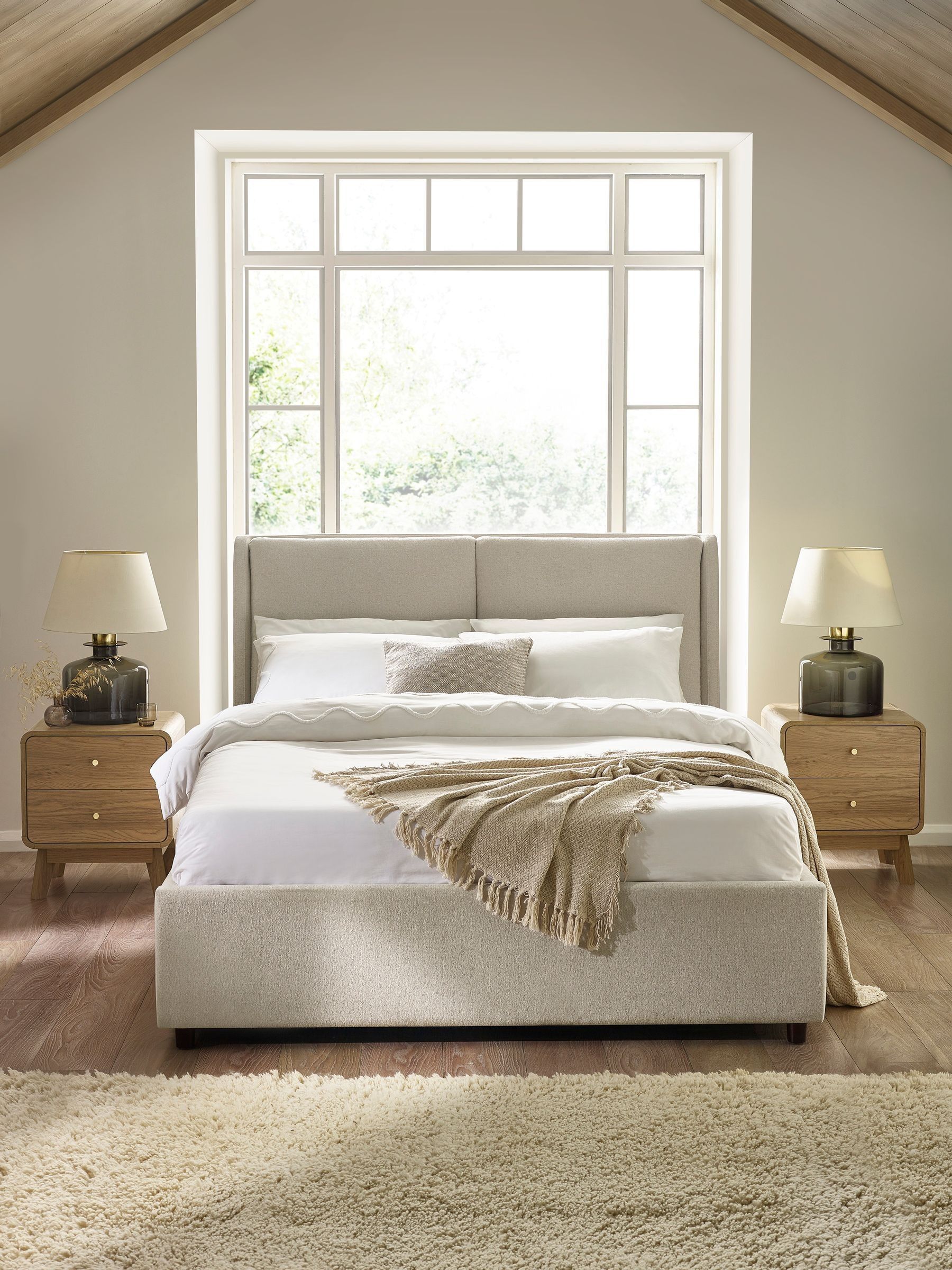 Julian Bowen Unisex Beige Maddock Ottoman Storage Bed - Image 3