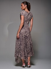 Jolie Moi Asymmetrical Draped Slash Neck Midaxi Dress - Bild 2 von 5