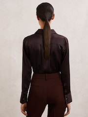 Reiss Burgundy Ameira Silk-Satin Concealed-Placket Shirt - Image 5 of 6