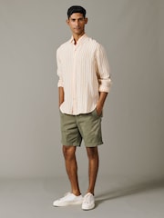 イエロー - Aubin Worlaby リネンシャツ - 画像 3 / 5