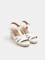 Yours Curve White Extra Wide Fit Extra Sandals - Image 3 of 4