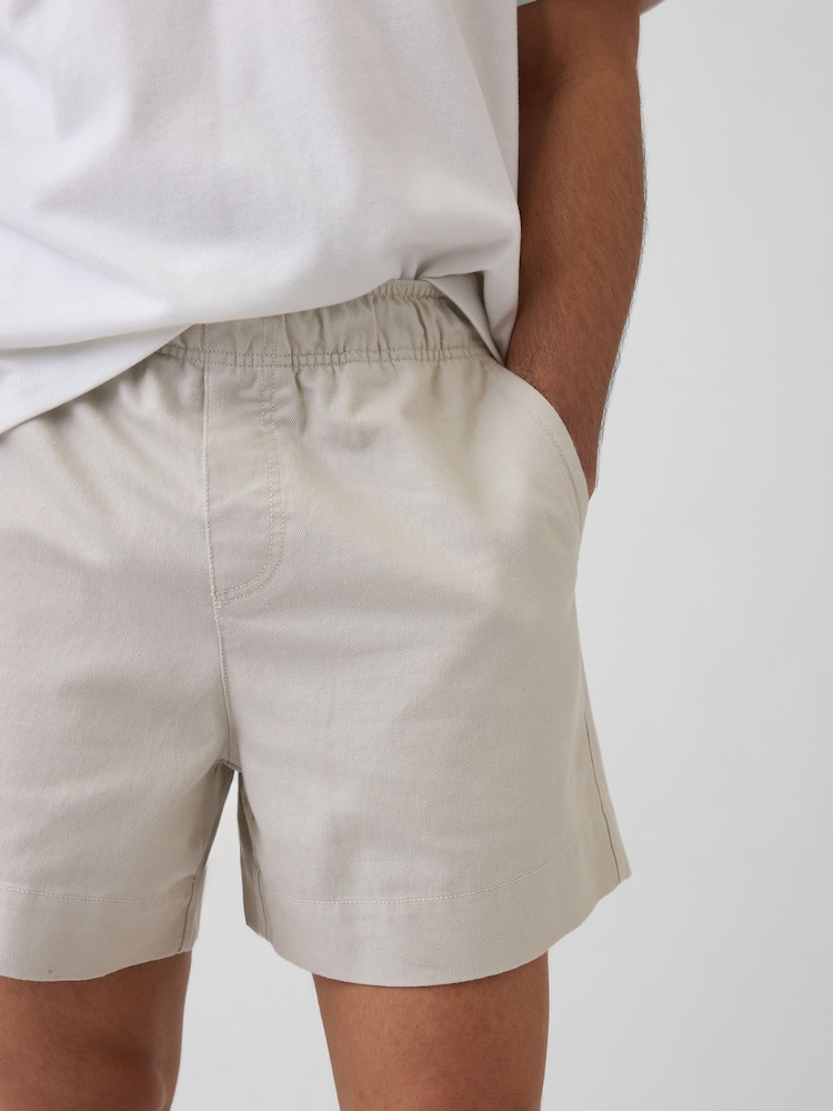 Gap Grey 5.5 inch Linen-Blend Relaxed Shorts - Image 5 of 5