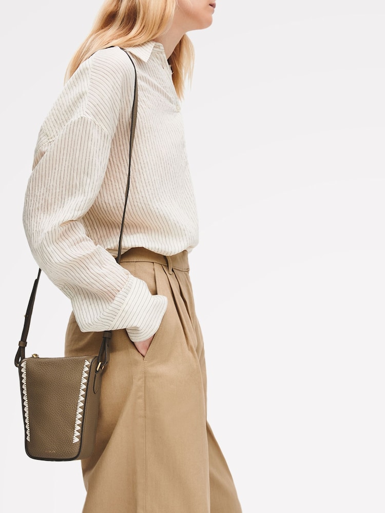 Radley Oak Street ステッチ スマートフォン クロスボディバッグ - 画像 5 / 5