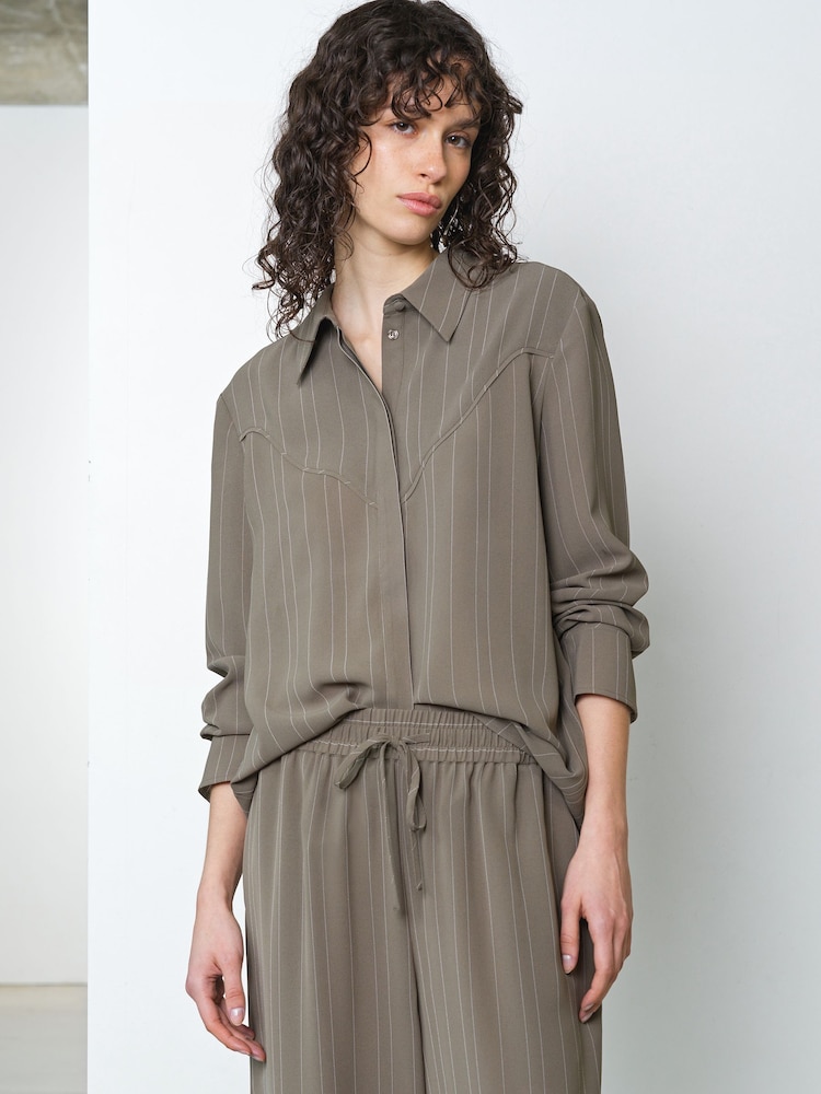 French Connection Green Erma Pinstripe Contrast Piping Western Yoke Top - Image 2 of 6 French Connection Green Erma Pinstripe Contrast Piping Western Yoke Top - Image 2 of 6