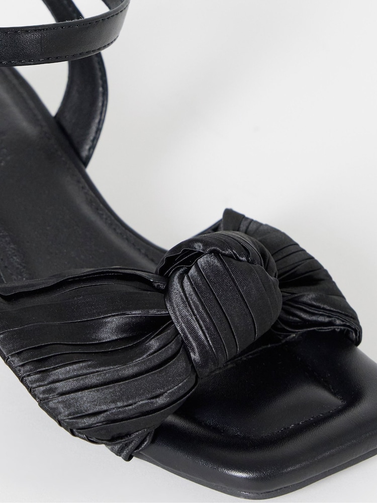 Simply Be Black Side Bow Low Block Heels - Image 4 of 4