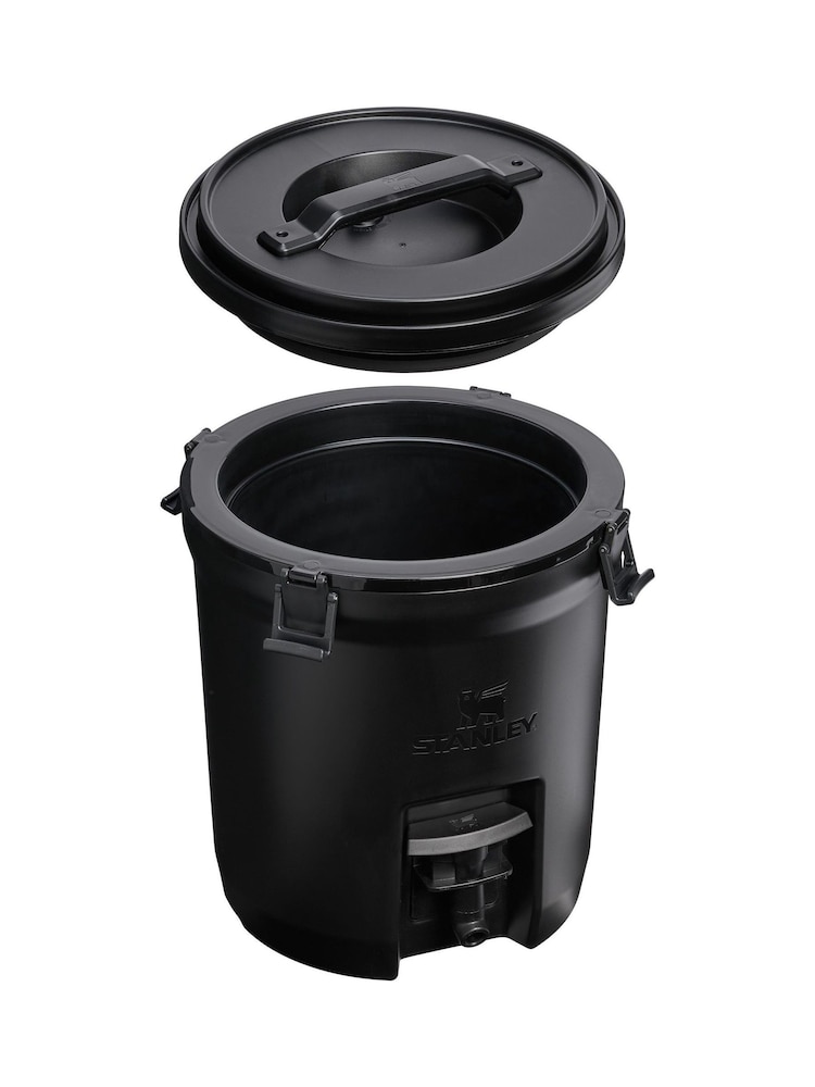 Stanley Black 2.0 The Fast-Flow Water Jug 7.5L - Image 2 of 4