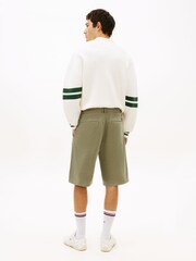 Tommy Jeans Green Otis Twill Chino Shorts - Image 2 of 5