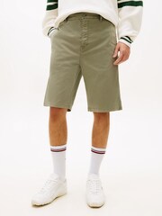 Tommy Jeans Green Otis Twill Chino Shorts - Image 3 of 5