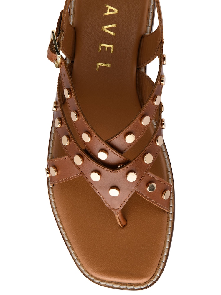 Marrón - Sandalias de cuero con tira trasera, tira entre los dedos y adornos de Ravel - Imagen 4 de 4