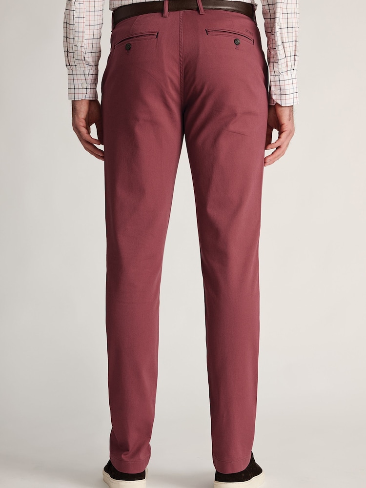 أحمر - تلبيس قياسي - تشينو قطن بملمس بارز قابل للتمدد من Brook Taverner - صورة 2 من 4